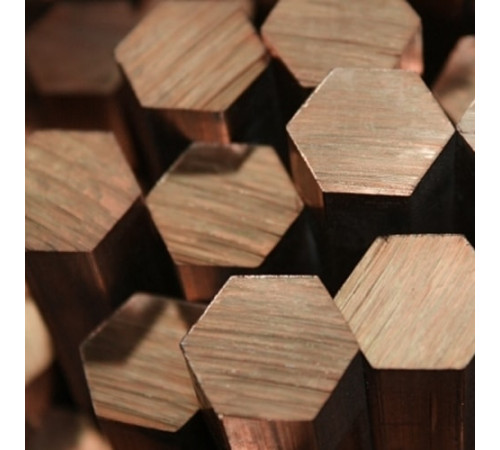 Бронзовые шестигранники в Слуцке от ГК Спецметаллстрой